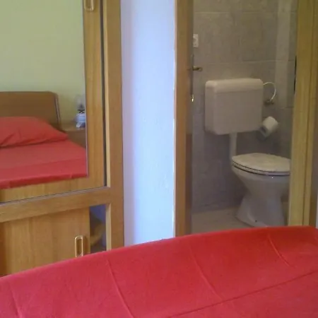 & 4you Vendégház Supetar