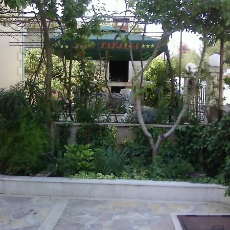 Room&4you Supetar