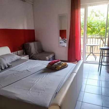 Room&4you 3* Supetar